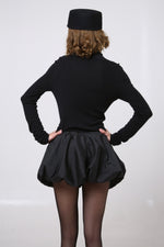 Cargar imagen en el visor de la galería, SHORT SAORI - TALLA S/M - NEGRO SATINADO
