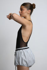 Cargar imagen en el visor de la galería, MINI SHORTS BURU - TALLA S/M
