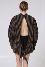 Cargar imagen en el visor de la galería, CAMISA ENSO - UNITALLA - CAFÉ RAYAS
