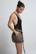Cargar imagen en el visor de la galería, SHORTS NETSU - TALLA S
