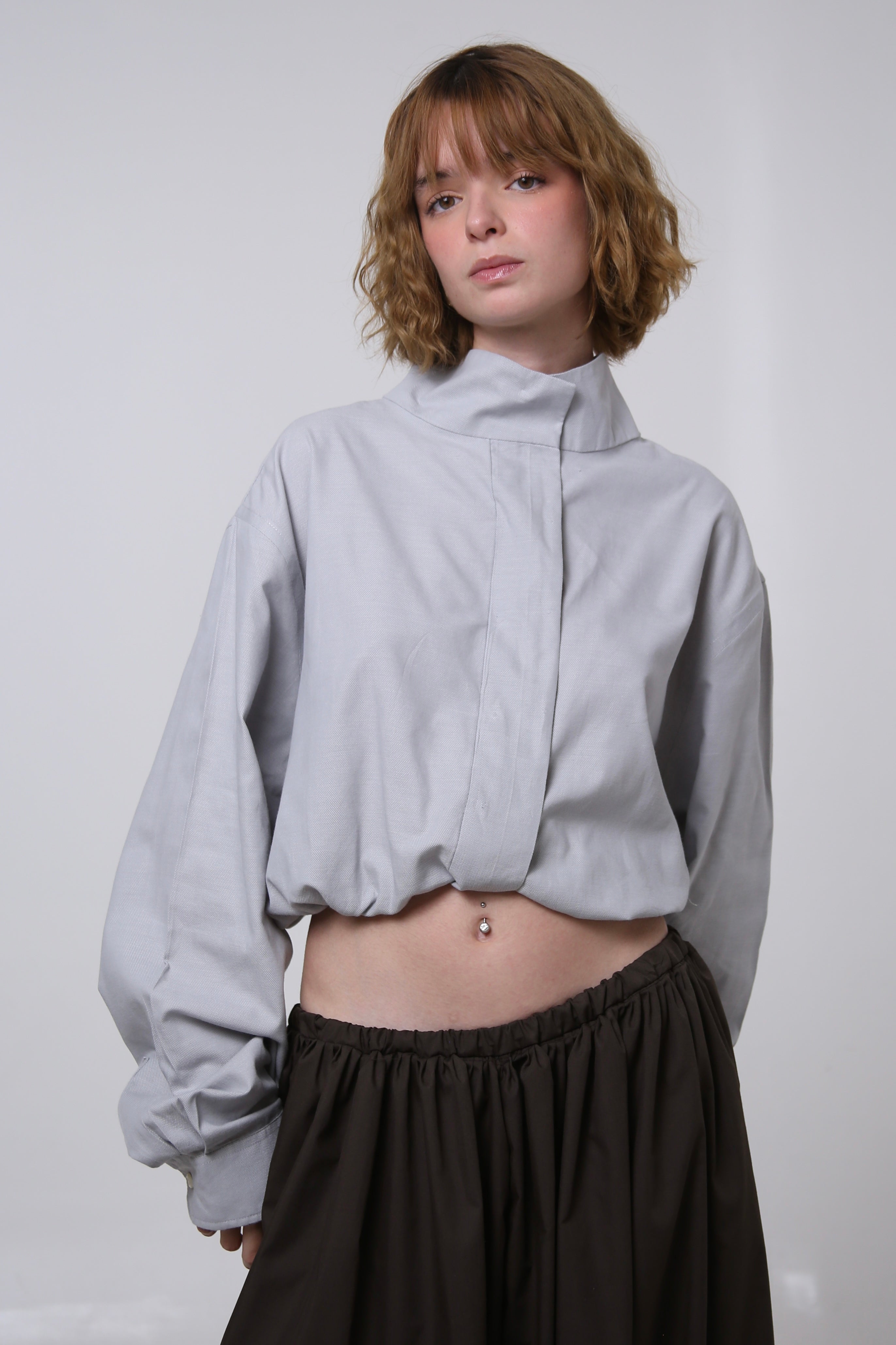 CAMISA NEKKU - TALLA M/L - GRIS