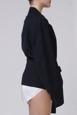 Cargar imagen en el visor de la galería, BLAZER KOTO - TALLA M/L - AZUL MARINO TEXTURA RAYAS
