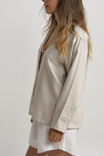 Cargar imagen en el visor de la galería, TOP KEI - TALLA S/M - BEIGE
