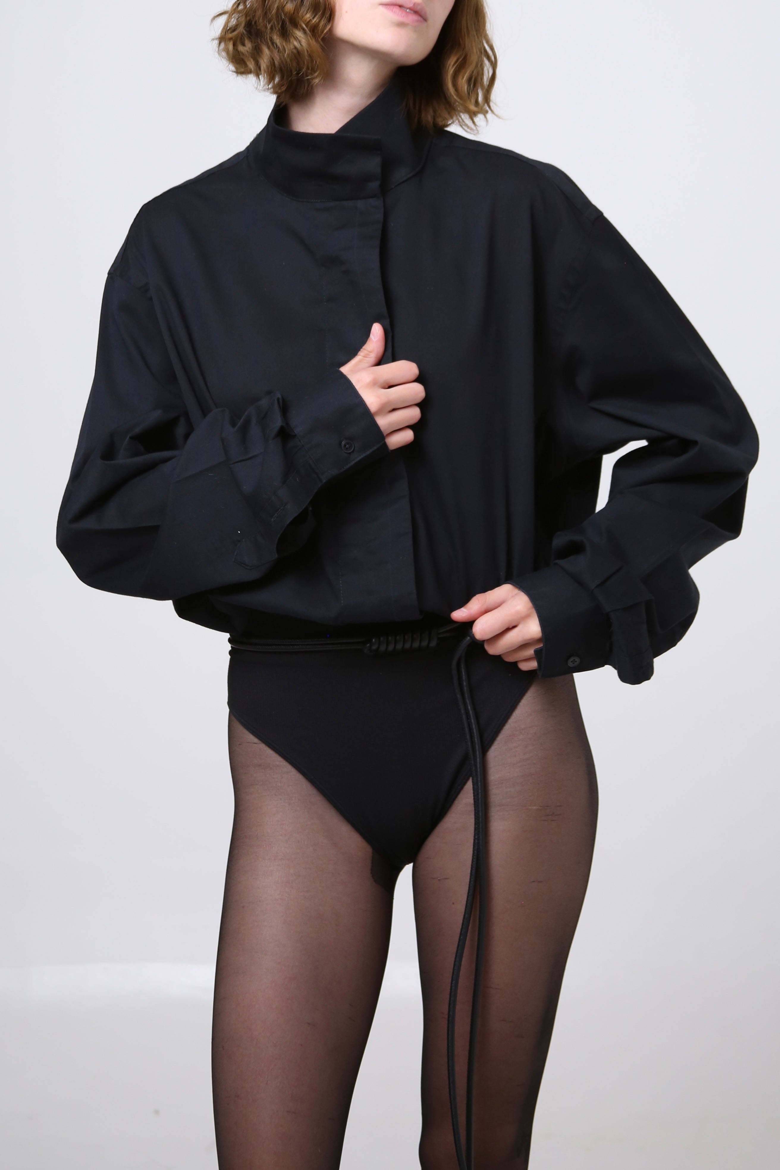 CAMISA NEKKU - TALLA S/M - NEGRO