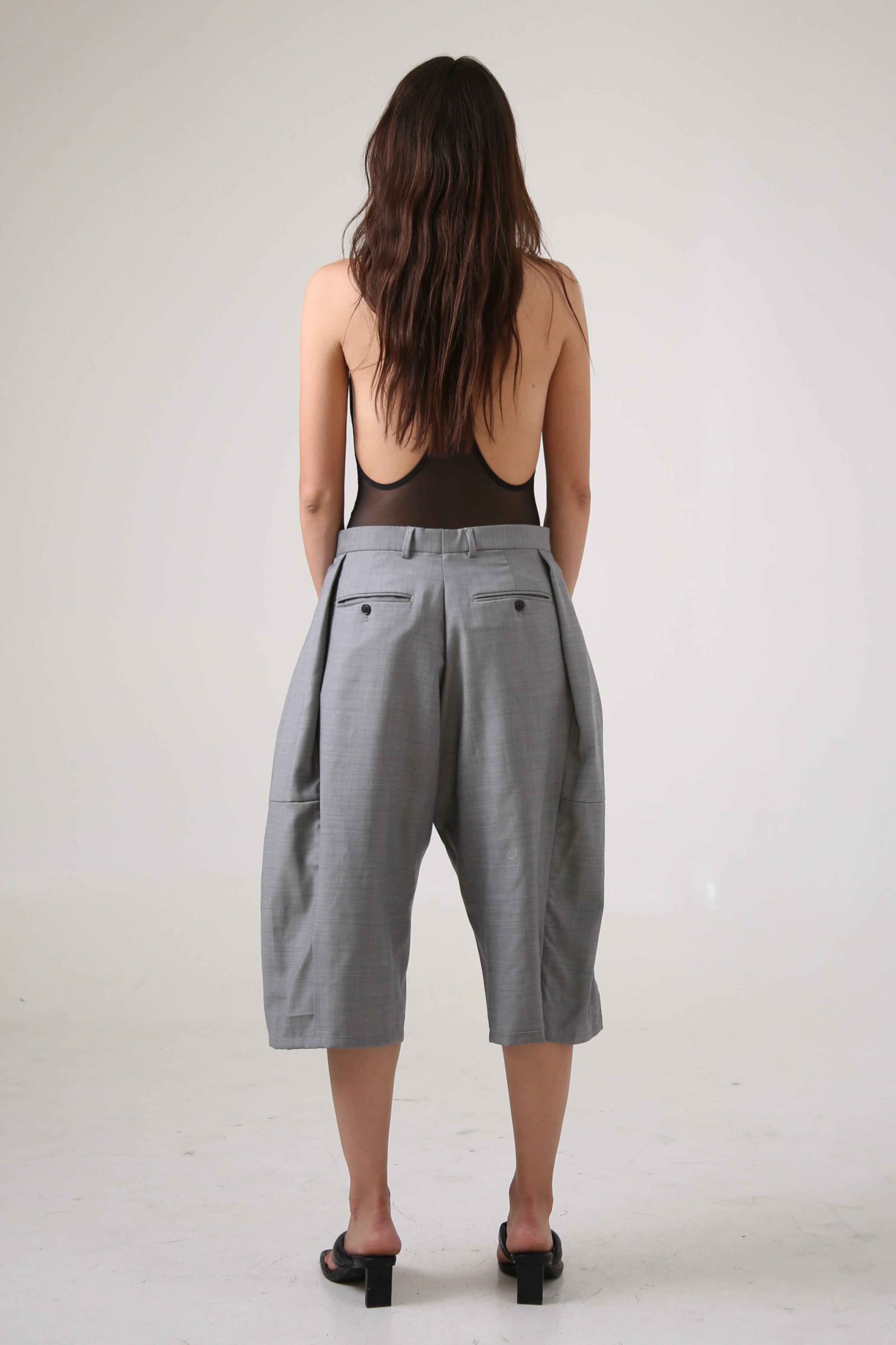 BERMUDAS URRARA - TALLA M - GRIS