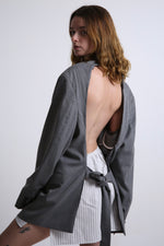 Cargar imagen en el visor de la galería, BLAZER SENAKA - TALLA M - GRIS
