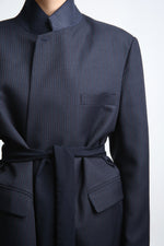 Cargar imagen en el visor de la galería, BLAZER KOTO - TALLA S - AZUL MARINO RAYAS
